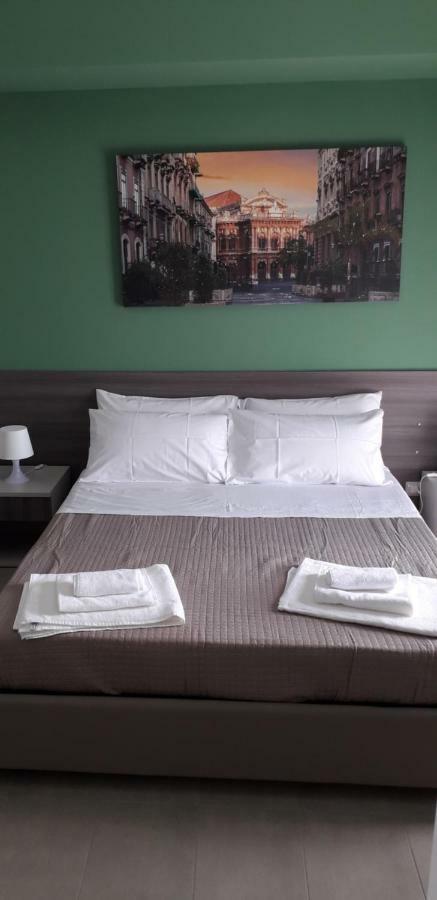 Bed and Breakfast Borgo Palombaio 2 Катанія Екстер'єр фото