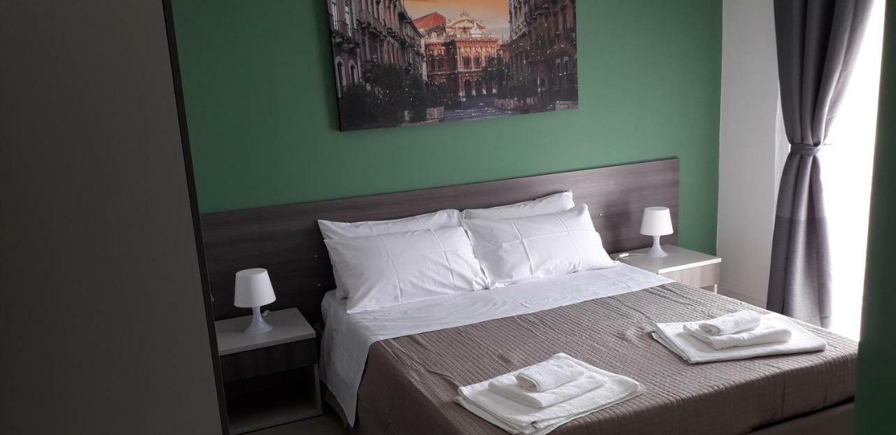 Bed and Breakfast Borgo Palombaio 2 Катанія Екстер'єр фото